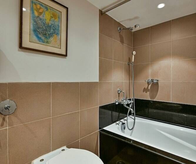 Полулюкс, Fariyas Resort, Lonavala