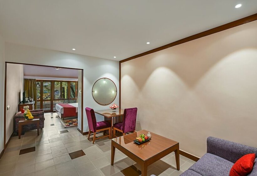Полулюкс, Fariyas Resort, Lonavala