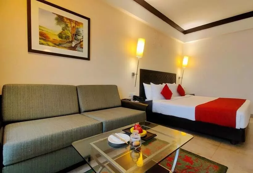 Classic-huone King-vuode, Fariyas Resort, Lonavala