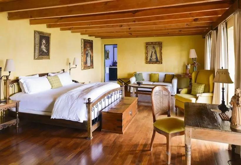 سوییت, Casa Palopo
