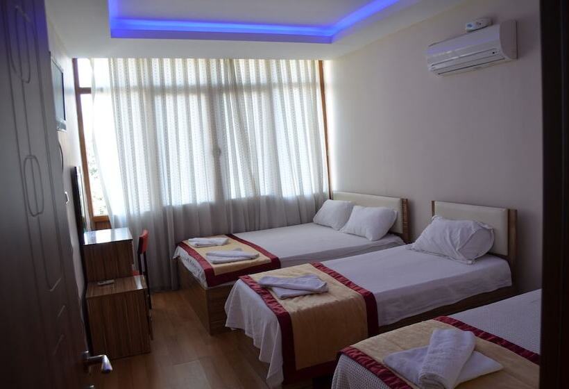 اتاق استاندارد چهار تخته, Eliz Butik