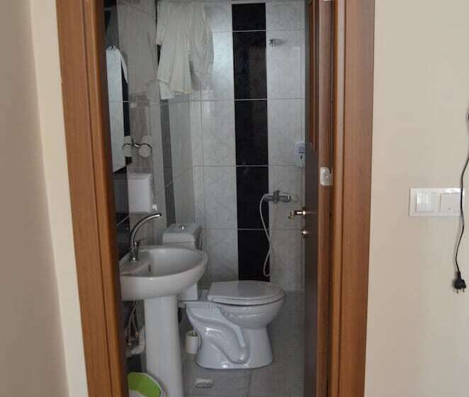 اتاق استاندارد یک نفره, Eliz Butik