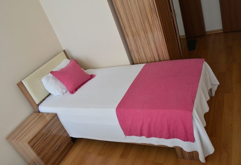 اتاق استاندارد یک نفره, Eliz Butik