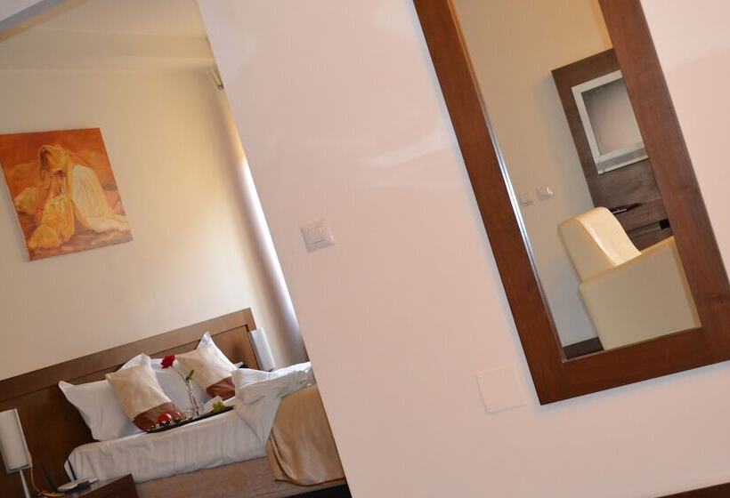 스위트, Phoenicia Comfort