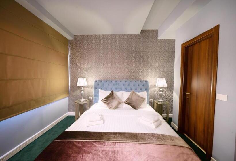 스위트, Phoenicia Comfort