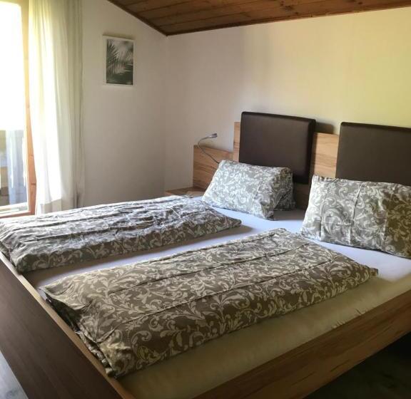 Номер Стандарт с Балконом, Reiterhof Nigglgut