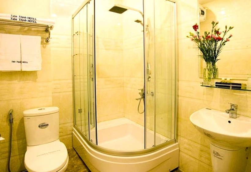 اتاق خانوادگی, Tien Thinh