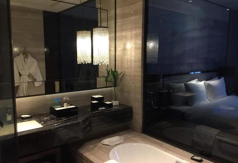 스탠다드 룸 킹사이즈 침대, Wanda Realm Wuhan