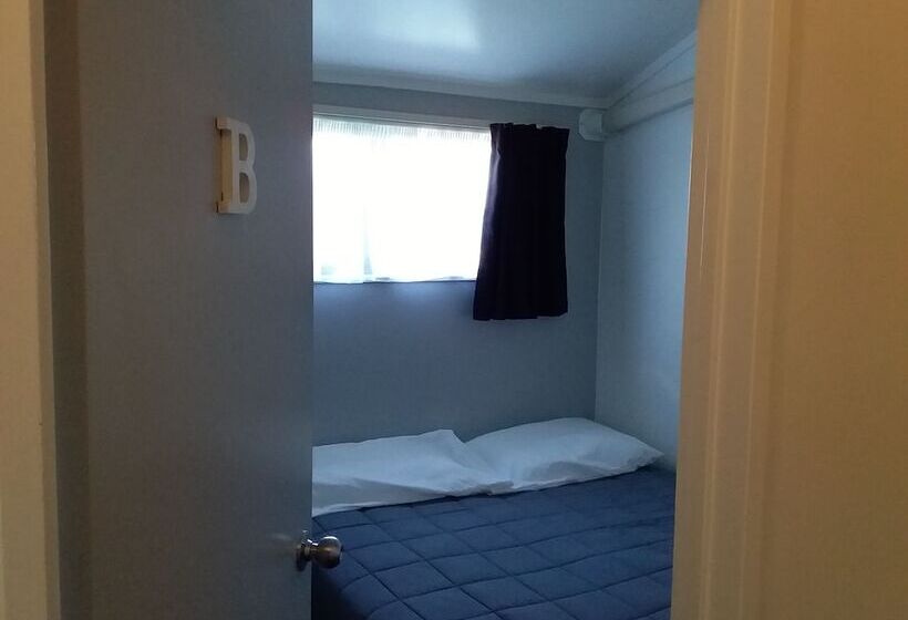 스탠다드 룸 공동 욕실, Microtel Lodge Hamilton   Hostel