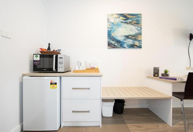 غرفة قياسية, New England Motor Lodge