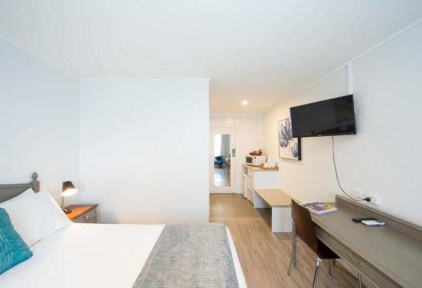 غرفة قياسية فردية, New England Motor Lodge