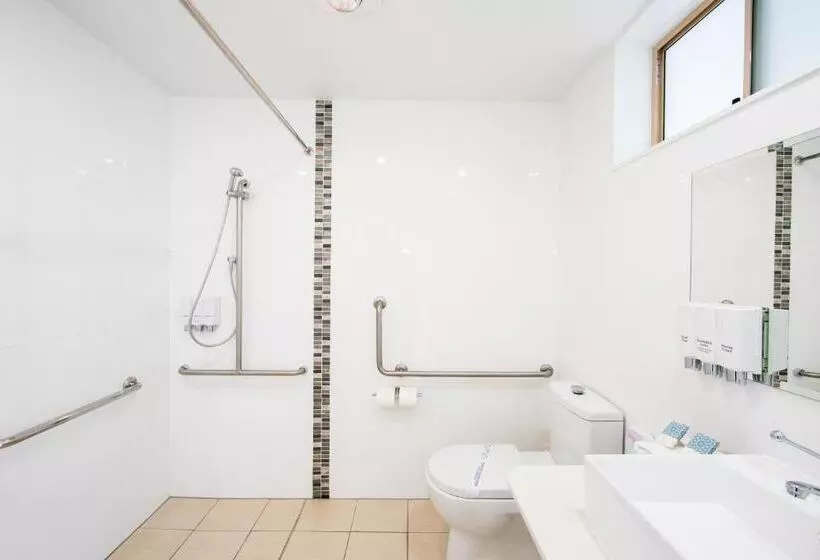 キングサイズベッドのスタンダードルーム, New England Motor Lodge