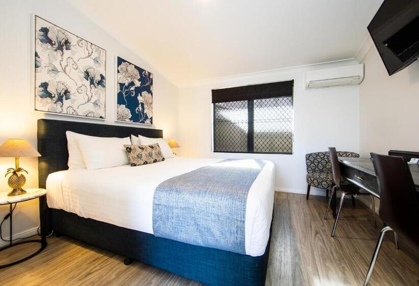 غرفة قياسية سرير كينج, New England Motor Lodge