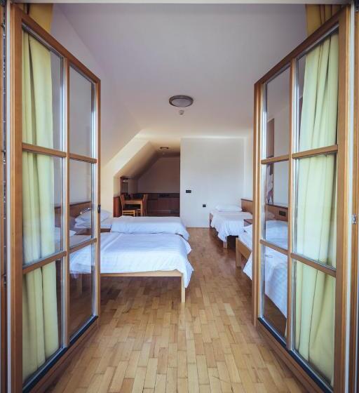 اتاق خانوادگی, Pohorje Village Wellbeing Resort Forest Hotel Videc