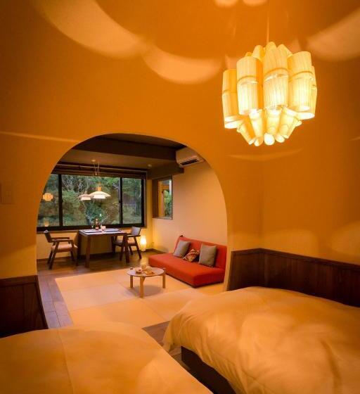 Номер Стандарт с Гидромассажем, Ryokan Oomuraya