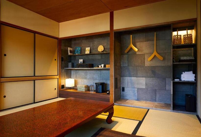 Четырехместный Номер Стандарт, Ryokan Oomuraya