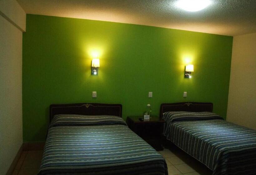 اتاق خانوادگی, Aurora