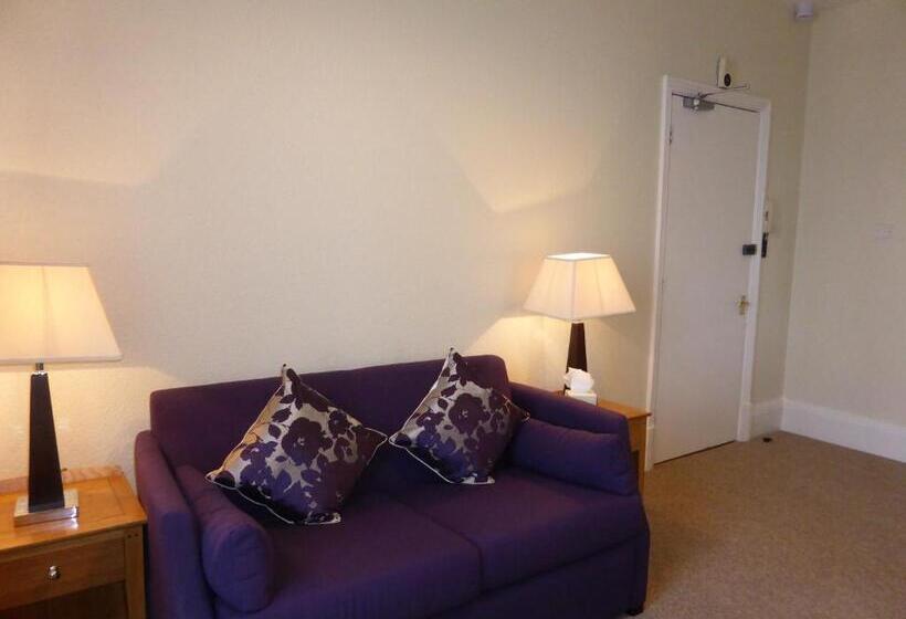 Perhesviitti, Bailey Ground Lodge