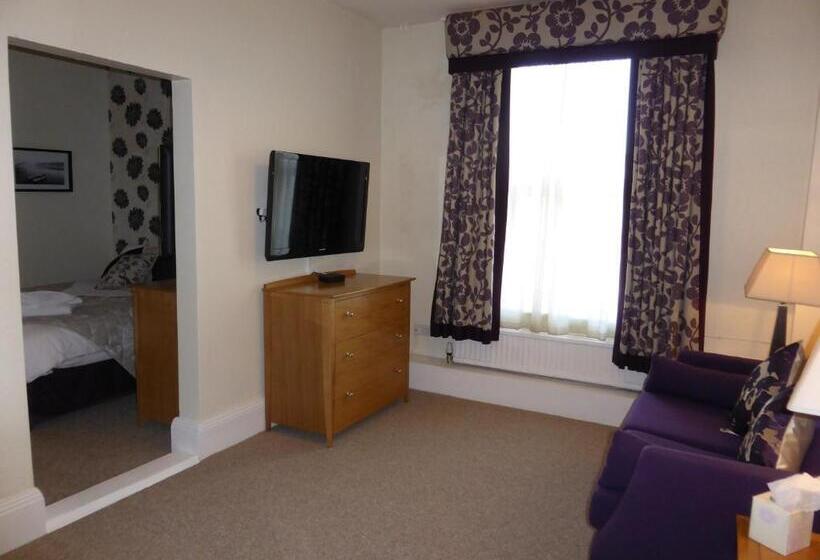 Perhesviitti, Bailey Ground Lodge