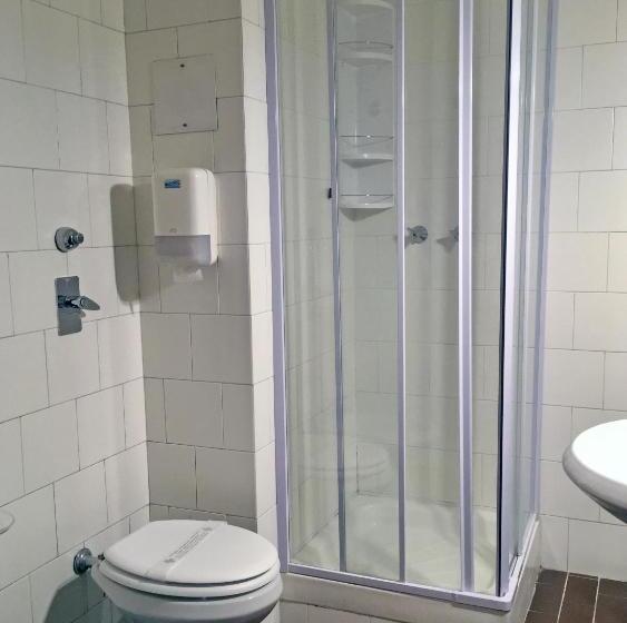 四人标准间, Forum