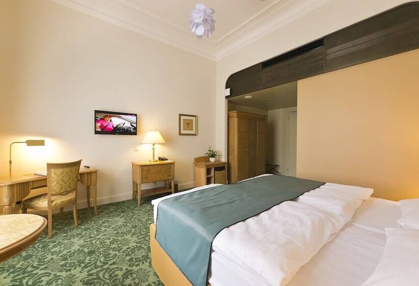חדר קלאסי, Grandhotel Ambassador Národní Dům