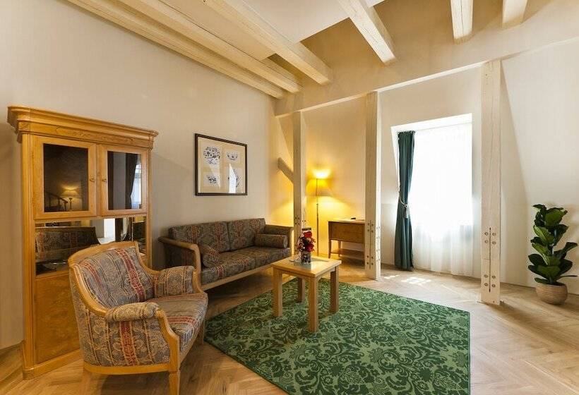 חדר סופריור, Grandhotel Ambassador Národní Dům