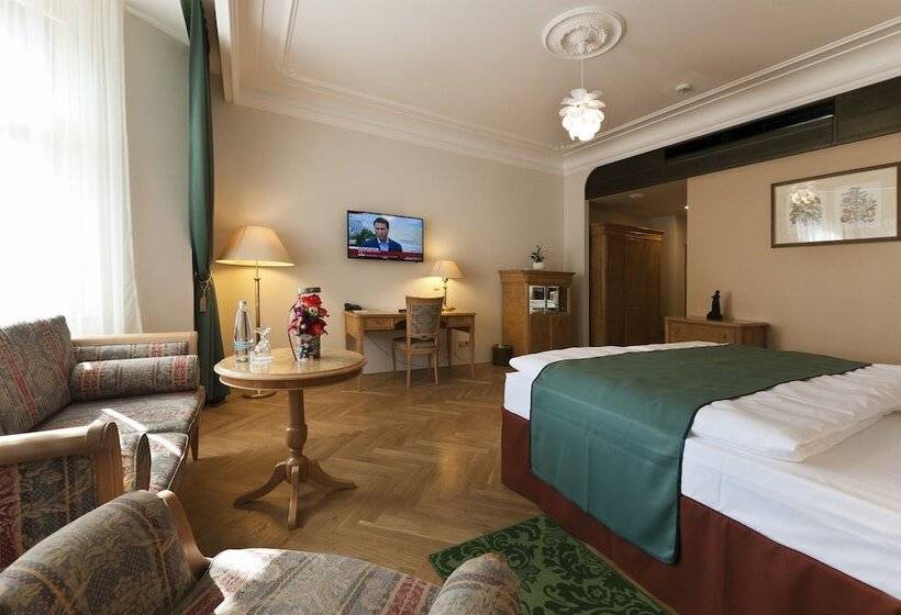 חדר סופריור, Grandhotel Ambassador Národní Dům