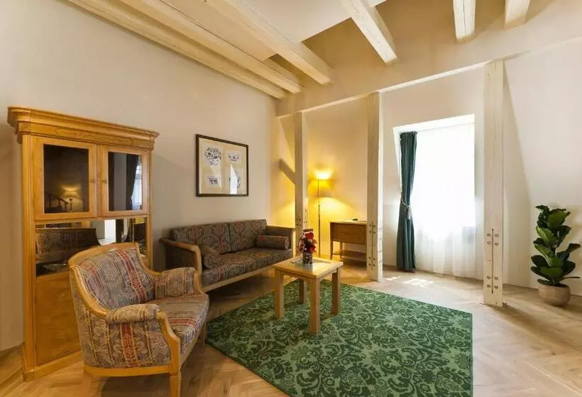 اتاق سوپریور, Grandhotel Ambassador Národní Dům