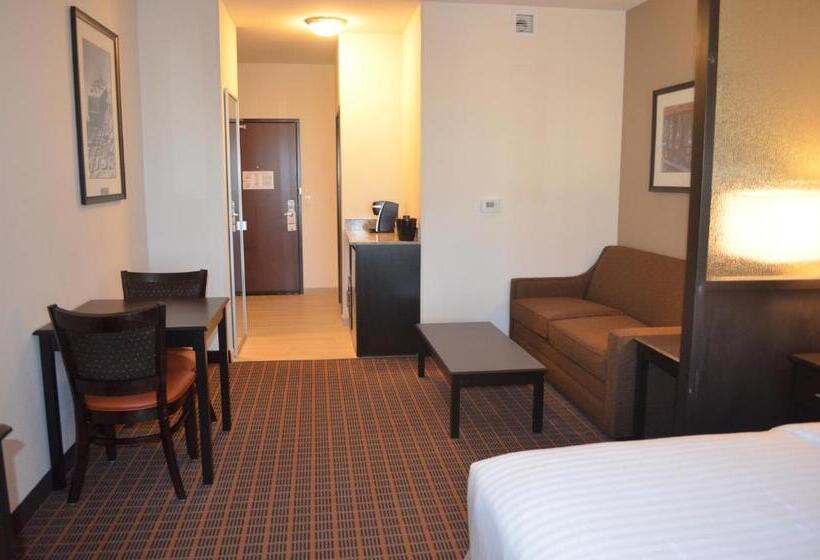 스위트 킹사이즈 침대, Holiday Inn Express & Suites Golden, An Ihg