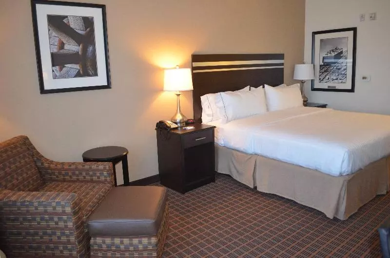キングサイズベッドのスタンダードルーム, Holiday Inn Express & Suites Golden, An Ihg