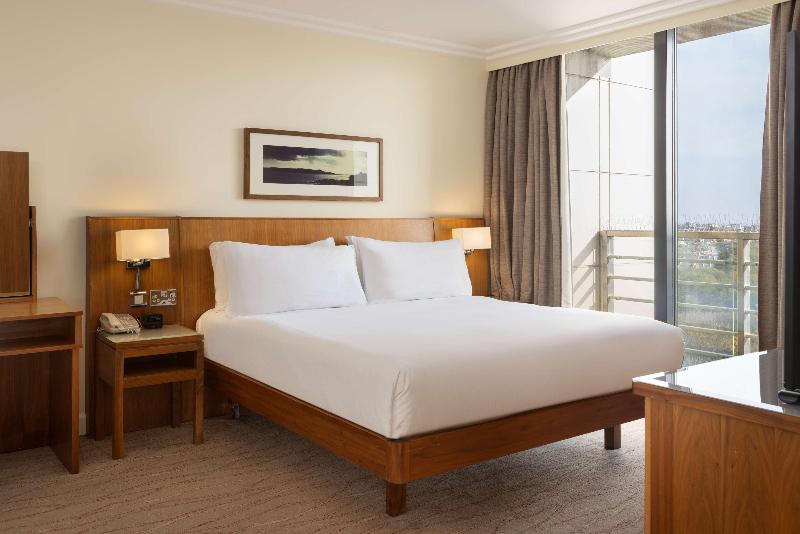 جناح لذوى الاحتياجات الخاصة, Holiday Inn Express & Suites Golden, An Ihg