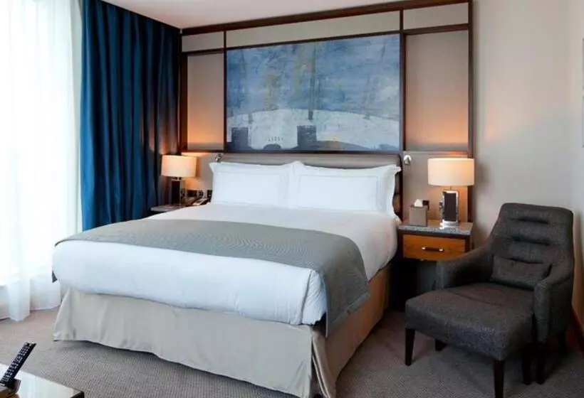 身障者適用キングサイズベッドルーム, Intercontinental London  The O2