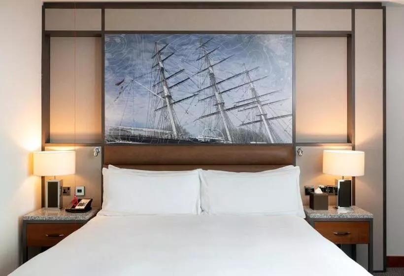 身障者適用キングサイズベッドルーム, Intercontinental London  The O2
