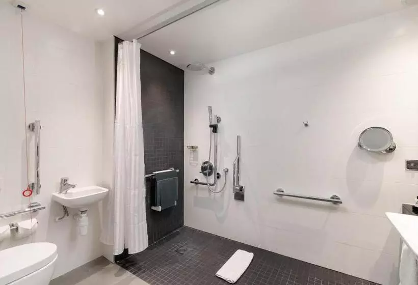 身障者適用キングサイズベッドルーム, Intercontinental London  The O2