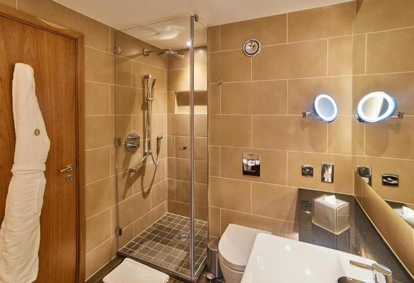 جناح جونيور سرير كينج, Intercontinental London  The O2