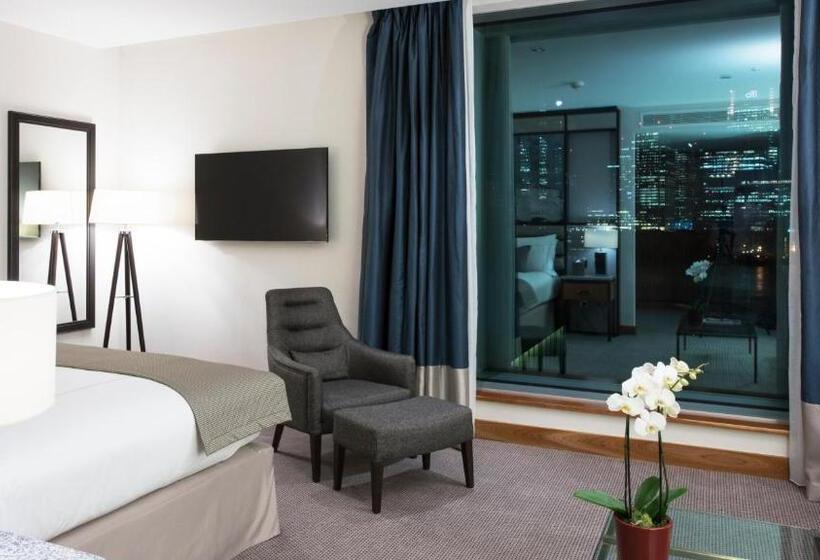 جناح جونيور سرير كينج, Intercontinental London  The O2