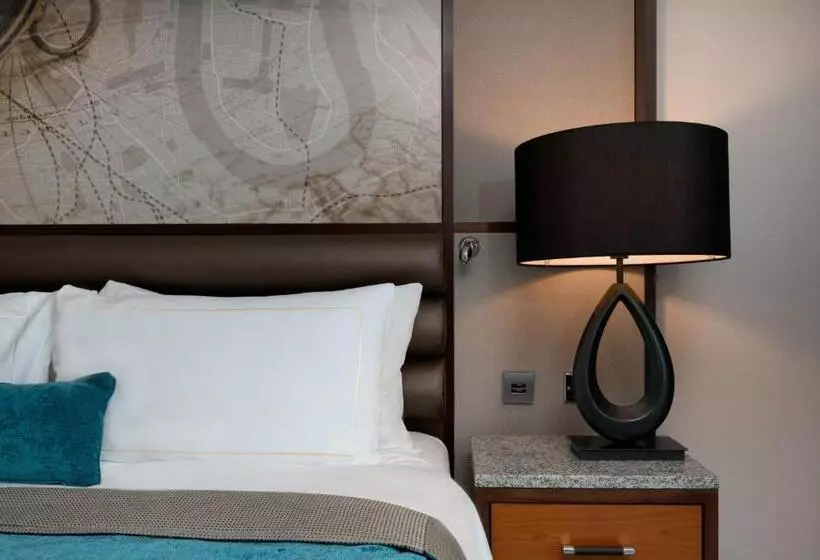 キングサイズベッドのジュニアスイート, Intercontinental London  The O2