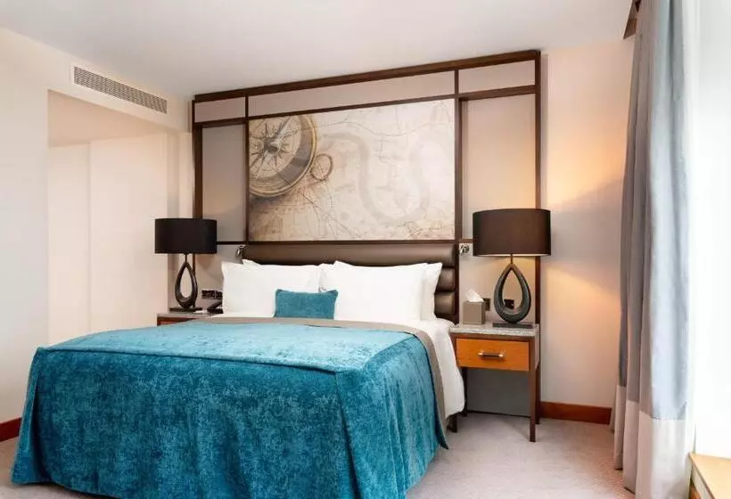 キングサイズベッドのジュニアスイート, Intercontinental London  The O2