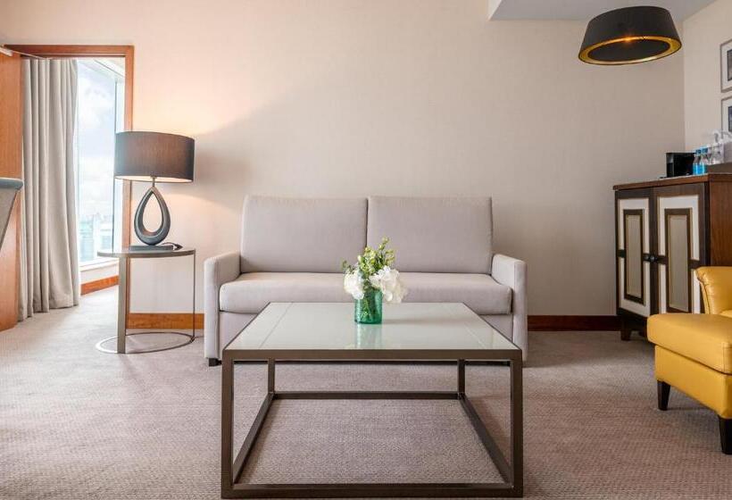 جناح جونيور سرير كينج, Intercontinental London  The O2