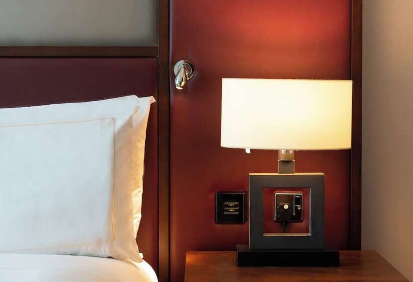 Люкс 2 Спальни, Intercontinental London  The O2