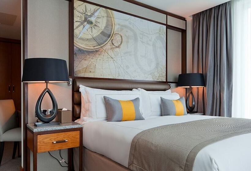 جناح جونيور ذات إطلالة, Intercontinental London  The O2