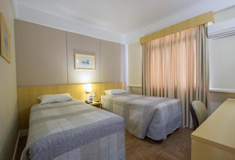 エクゼクティブルーム, Le Canard Lages