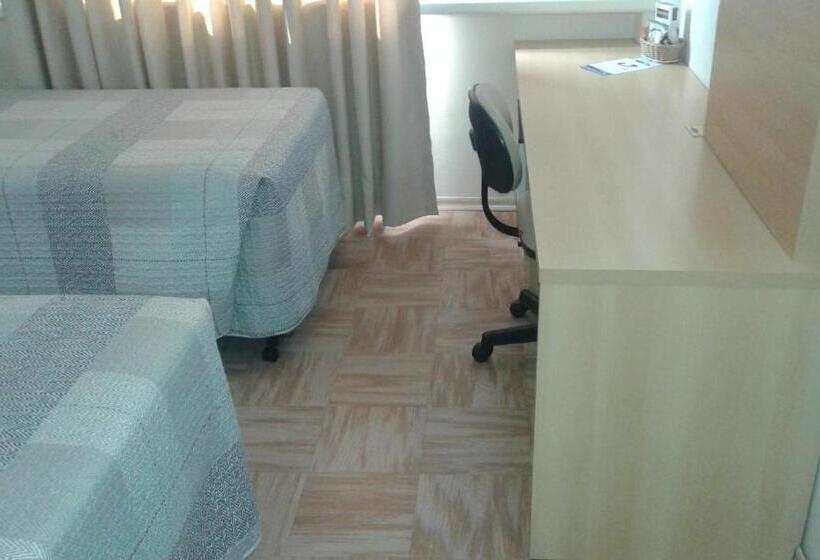 エクゼクティブルーム, Le Canard Lages