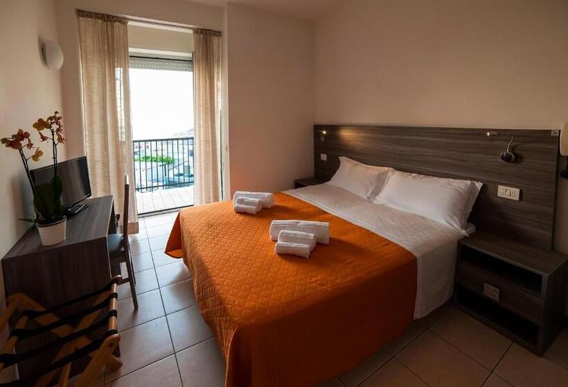 Номер Стандарт, Madison