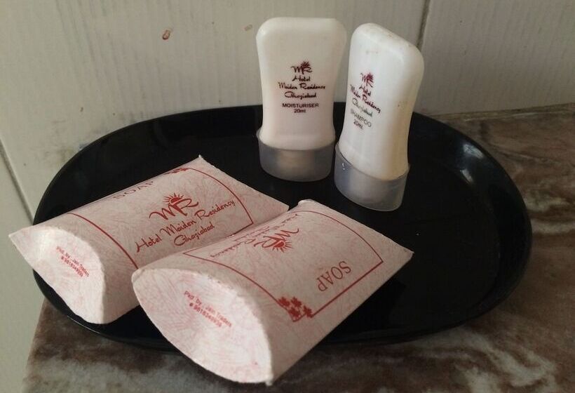 デラックスルーム, Maiden Residency