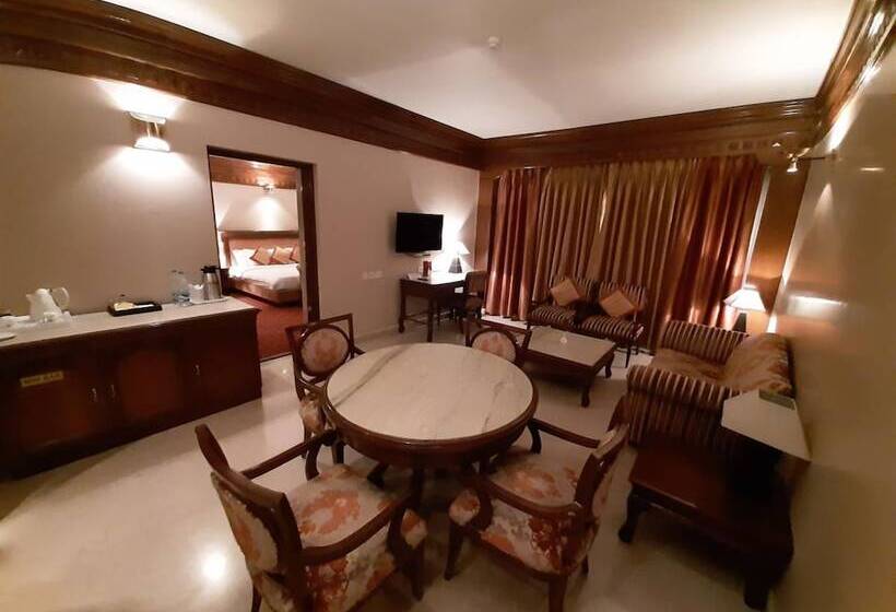 جناح ملكى, Mountview