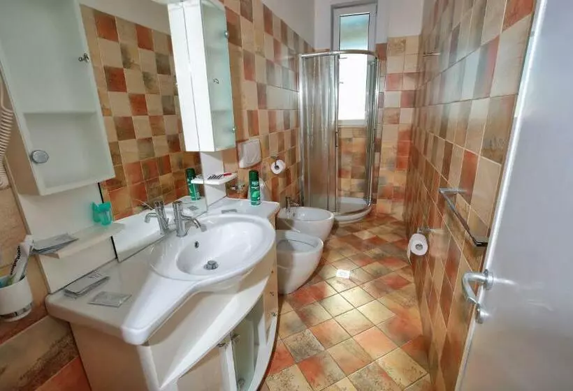 Deluxe Suite Sea View, Nimfa
