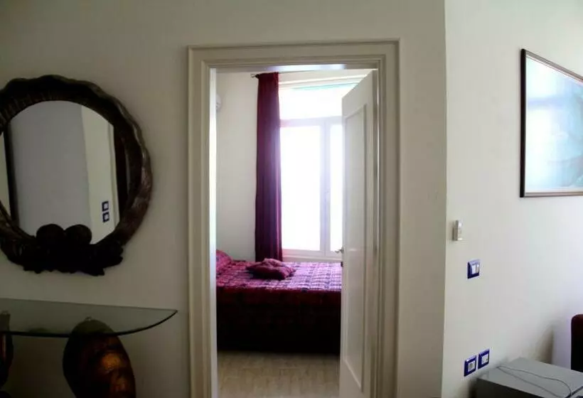 Deluxe Suite Sea View, Nimfa