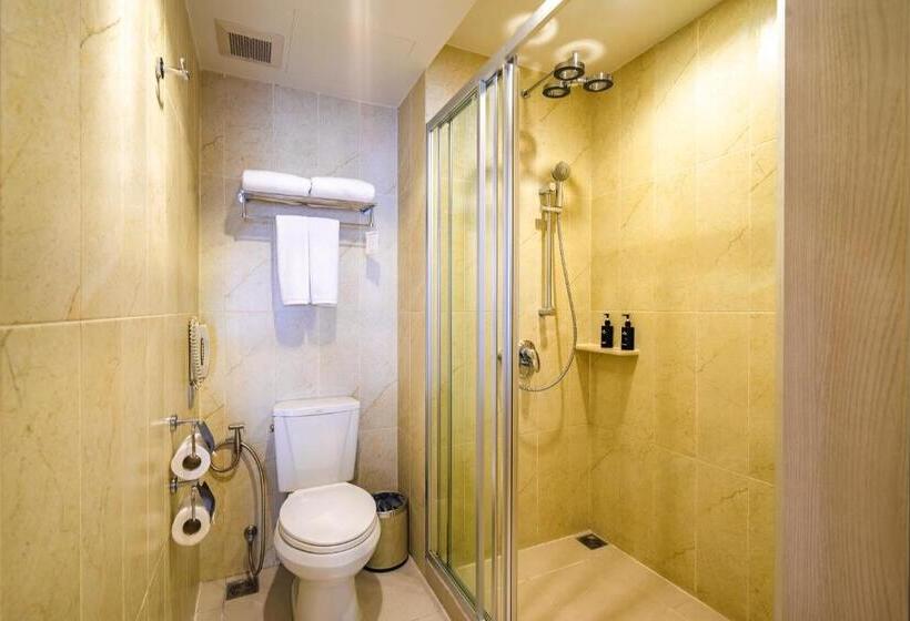 프리미엄 룸 풀장 전망, Ramada By Wyndham Phuket Deevana