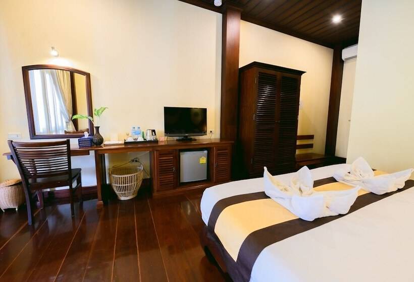 اتاق لوکس, Sada